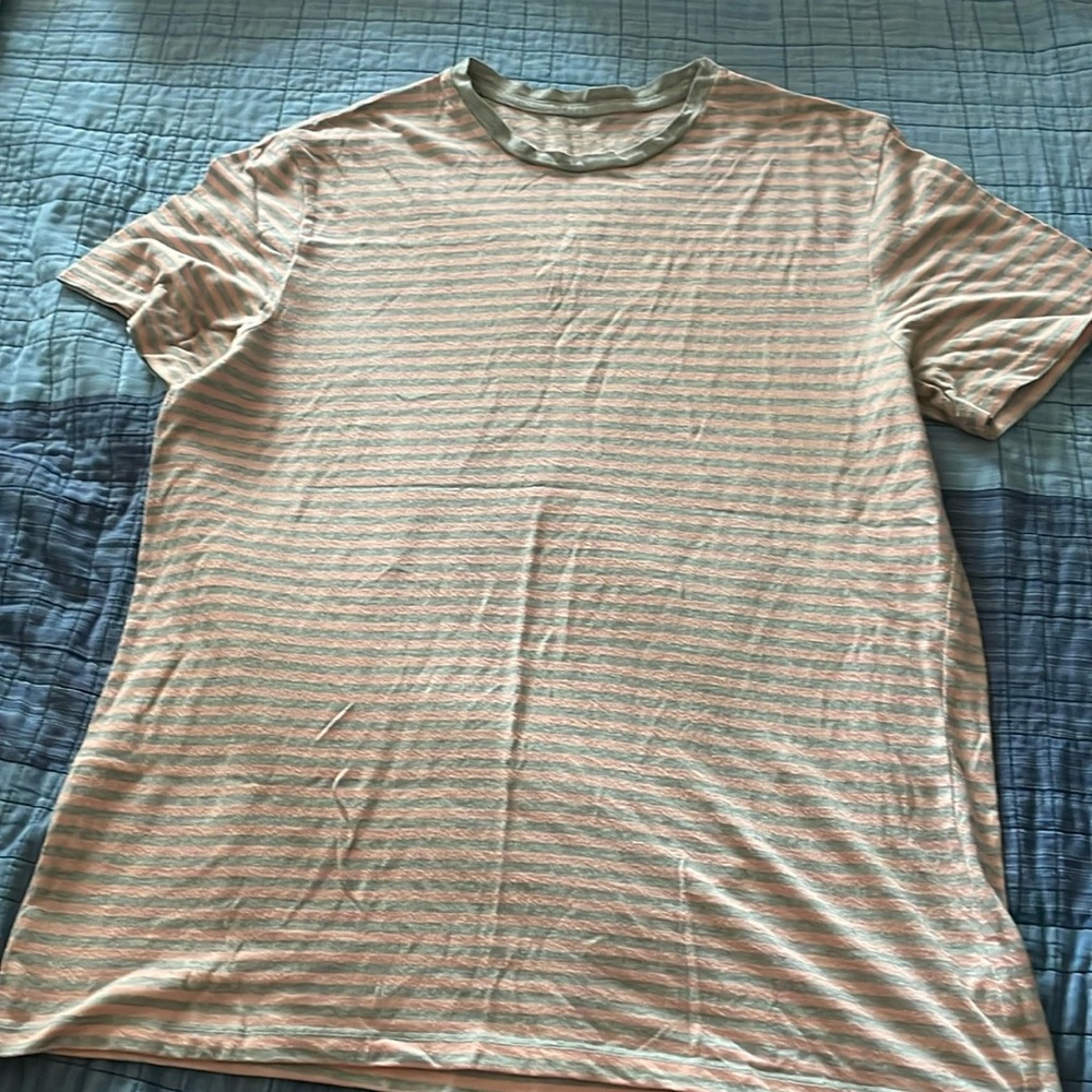 Large pink and grey striped t shirt